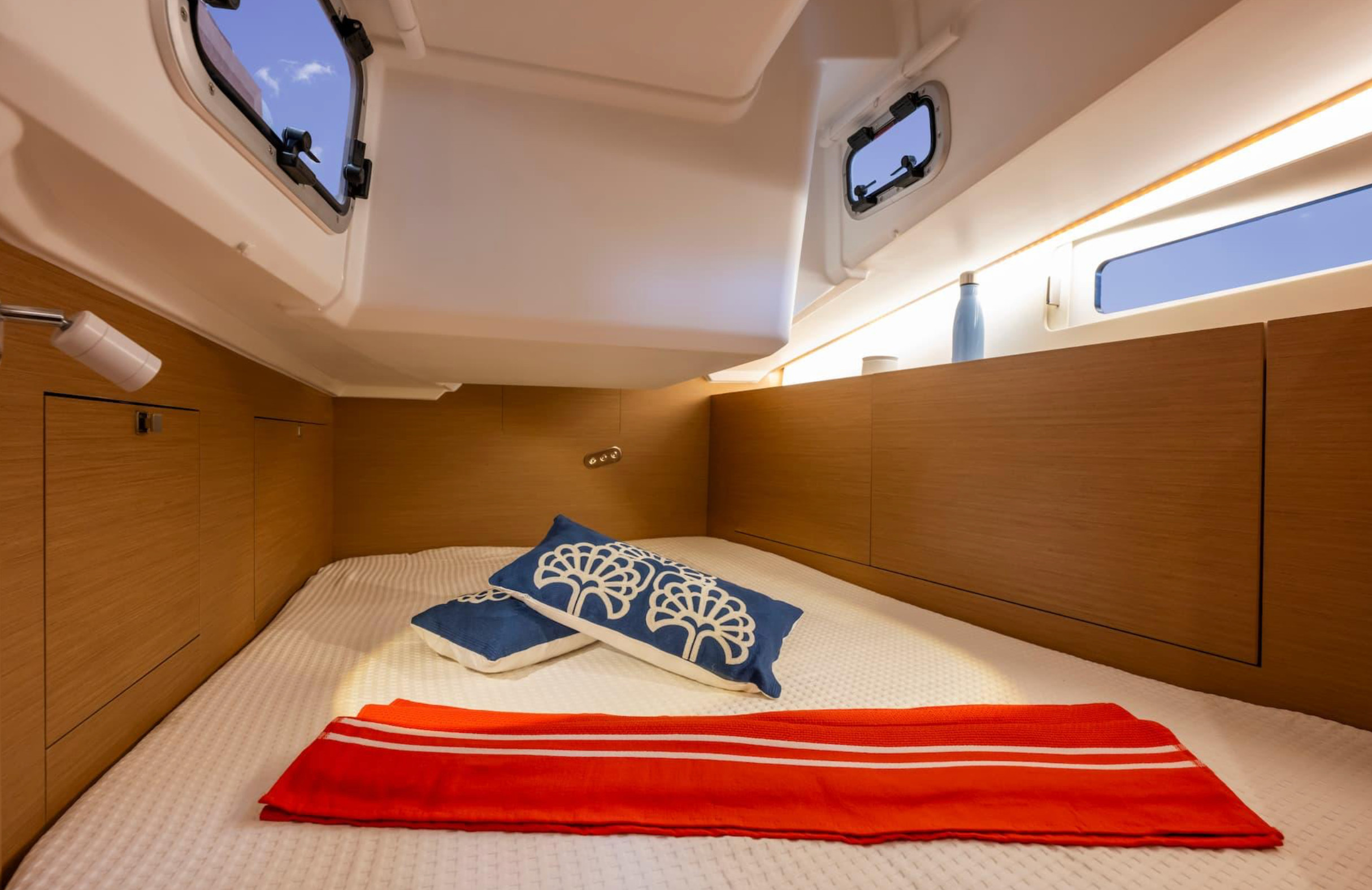Sun Odyssey 415 — photo 3