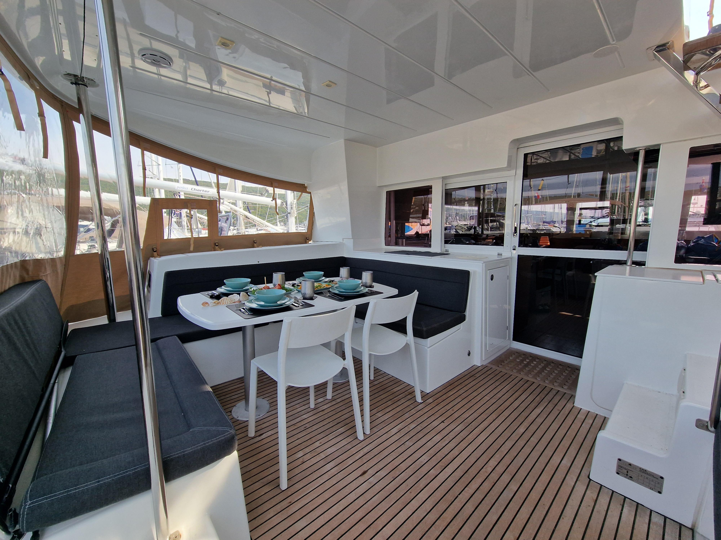 Lagoon 450 Sport — photo 19