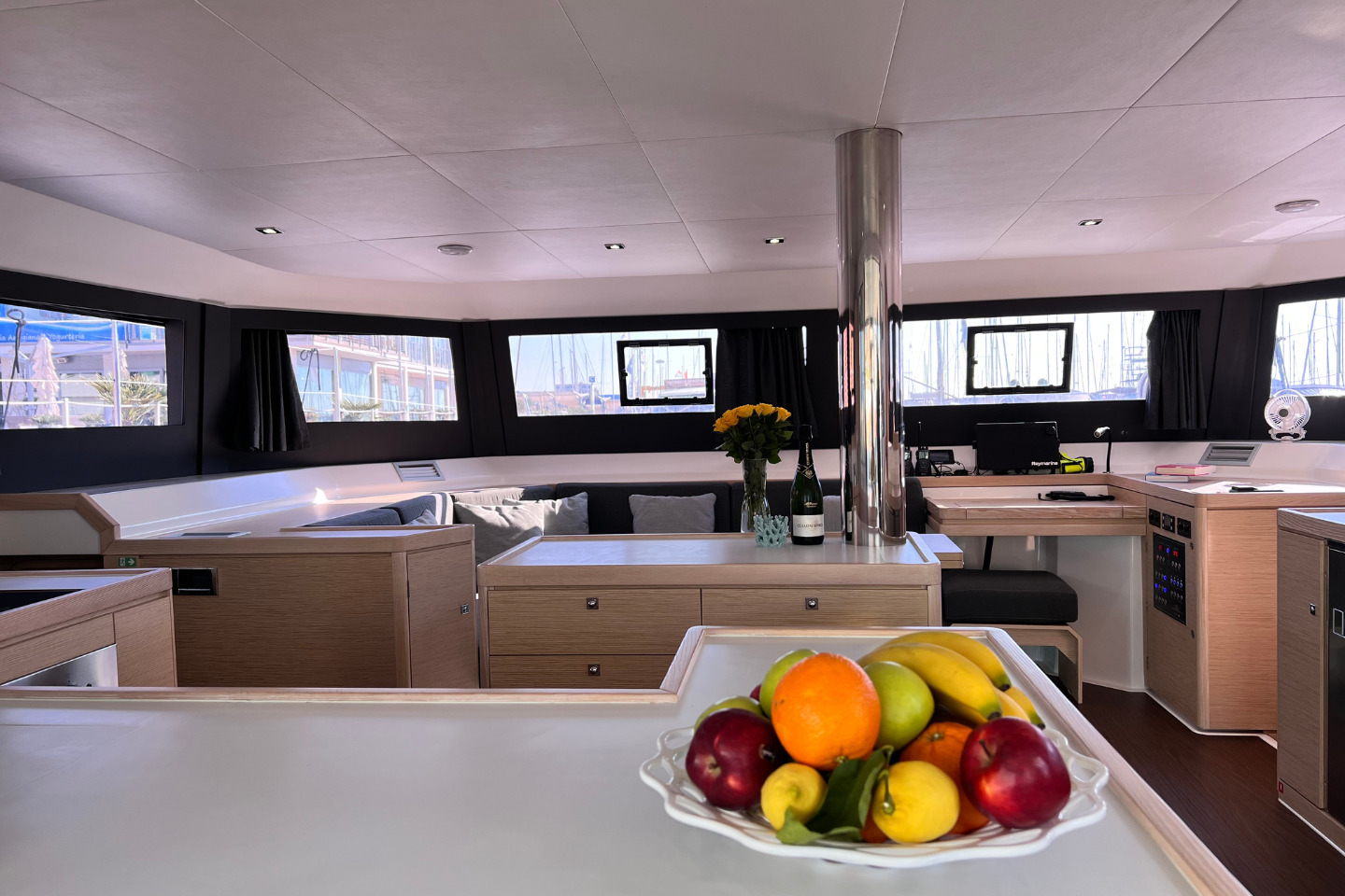 Dufour Catamaran 48 5c+5h — photo 8
