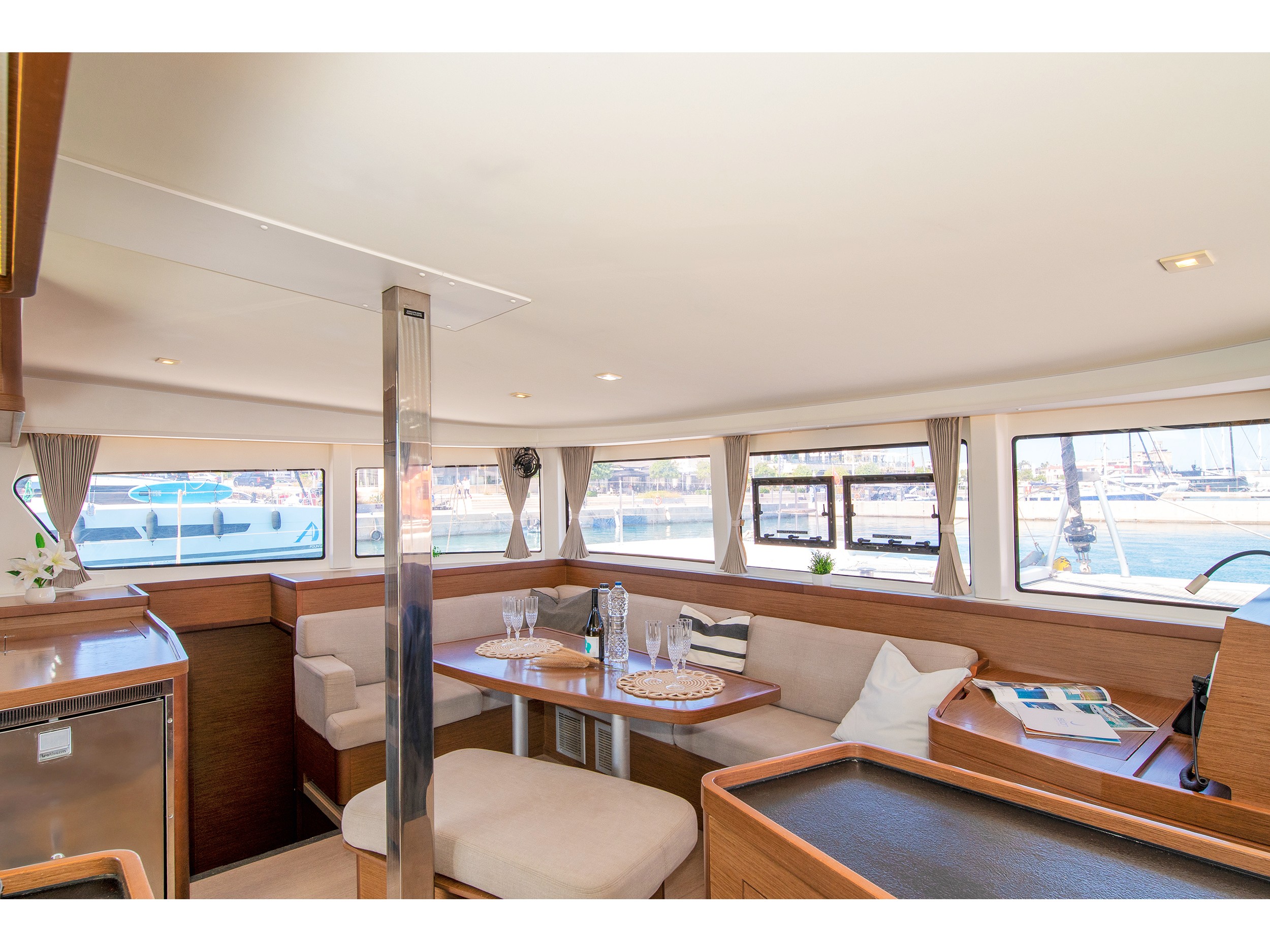 Lagoon 42 & GEN — photo 10
