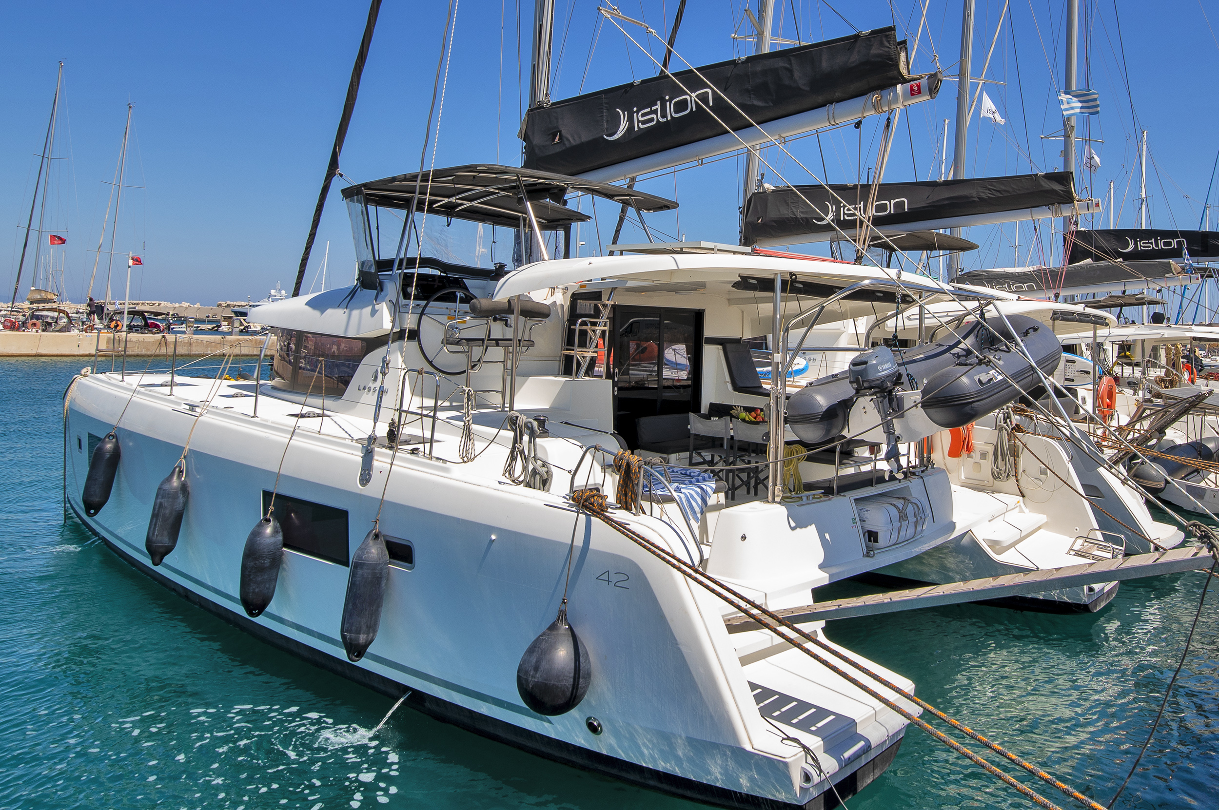 Lagoon 42 & GEN — photo 16