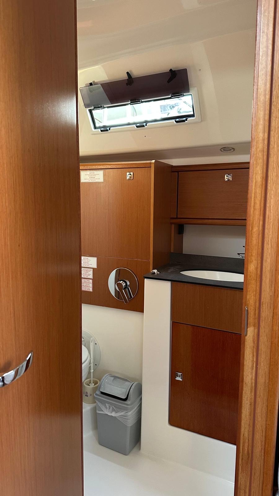 Bavaria Cruiser 51 — photo 22