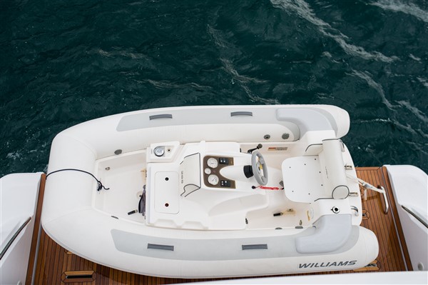 Azimut 55 Fly — photo 18