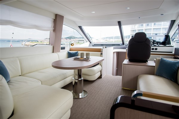 Azimut 55 Fly — photo 46
