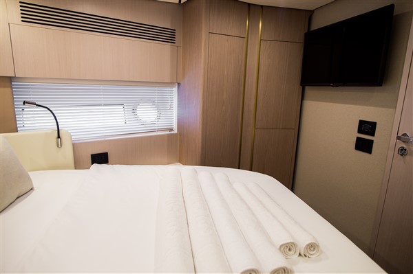 Azimut 55 Fly — photo 44