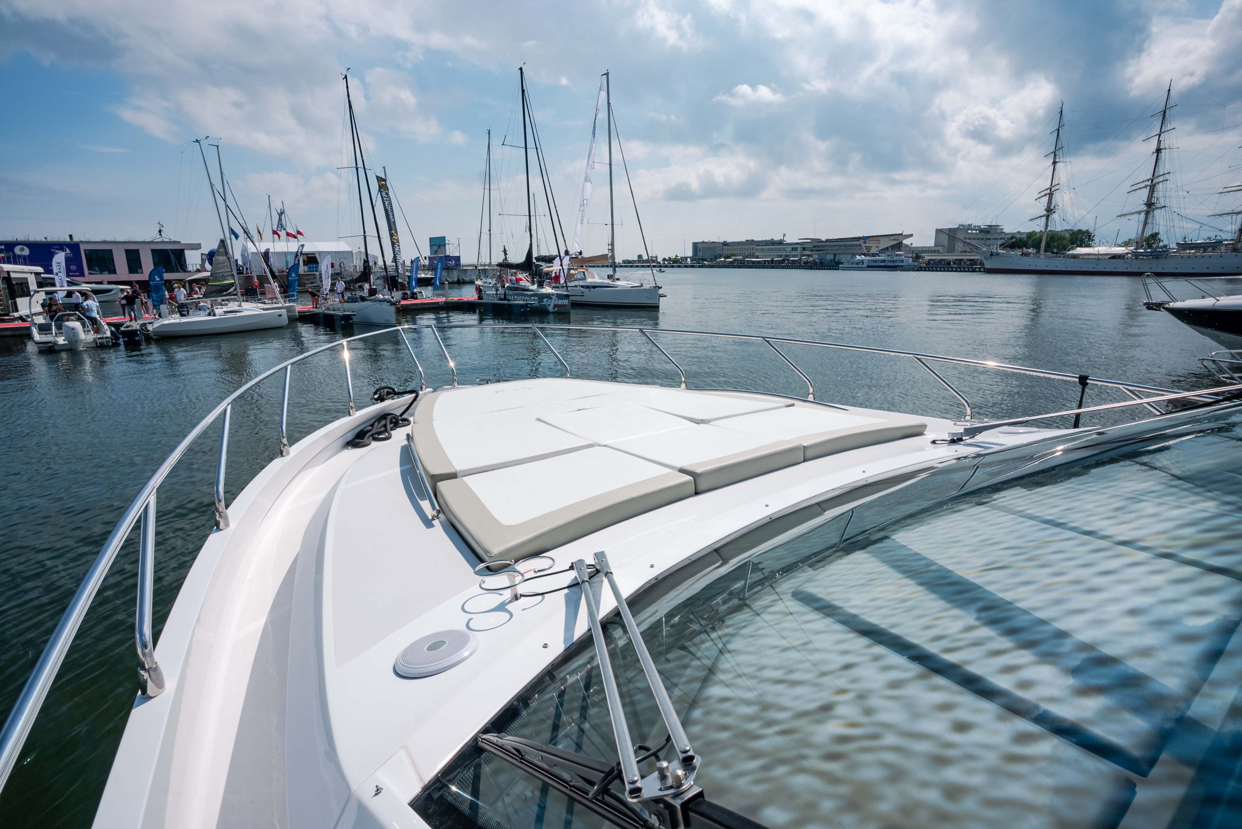 Sessa Fly 48 — photo 36