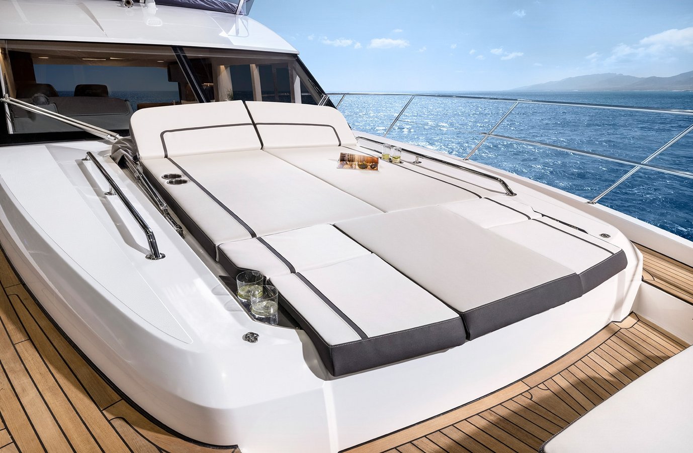 Bavaria R55 — photo 16