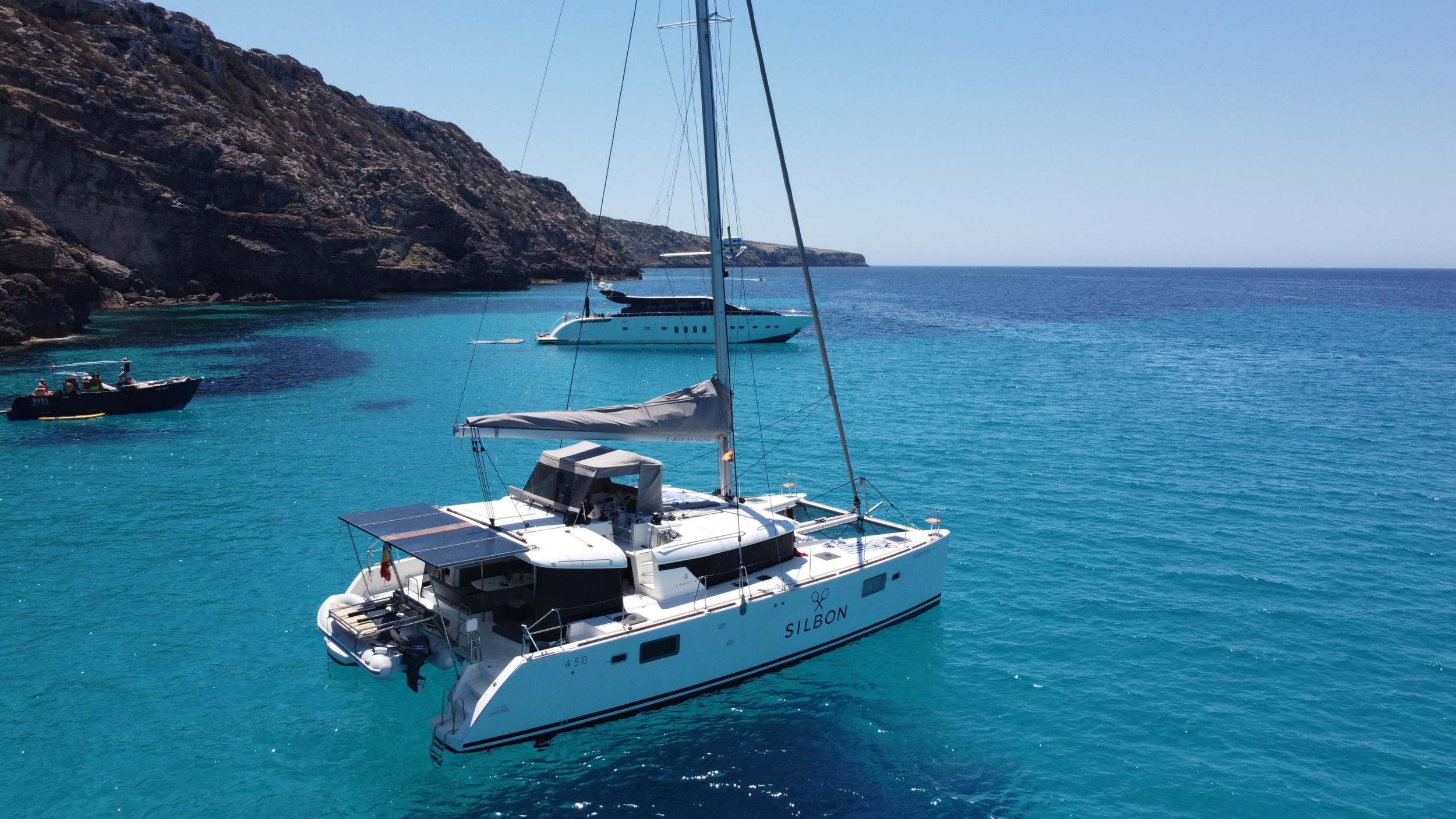 Lagoon 450 Fly[G] — photo 3