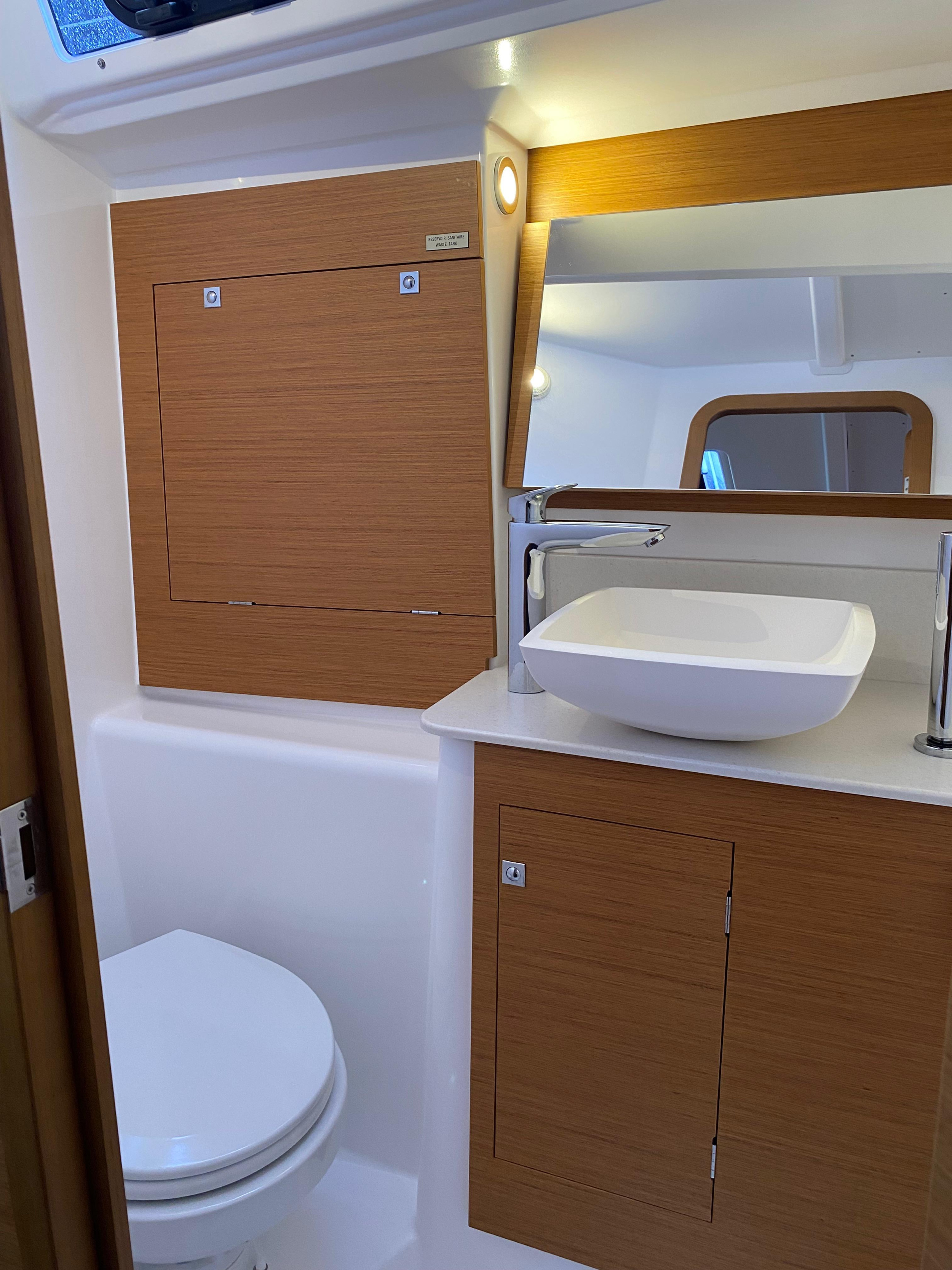 Dufour 390 Grand Large — photo 7