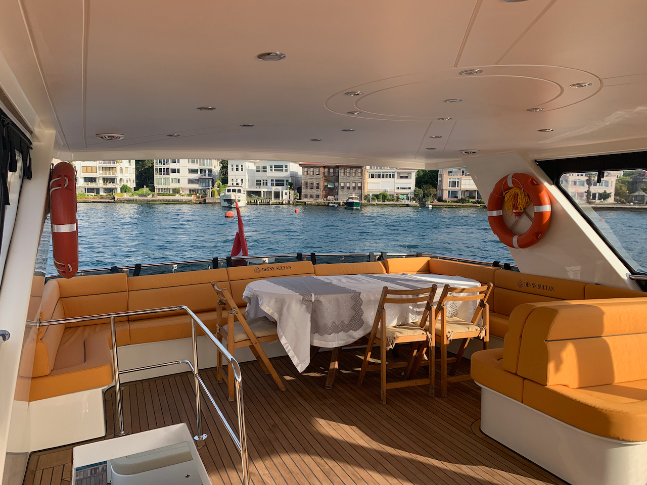 Motoryacht — photo 18