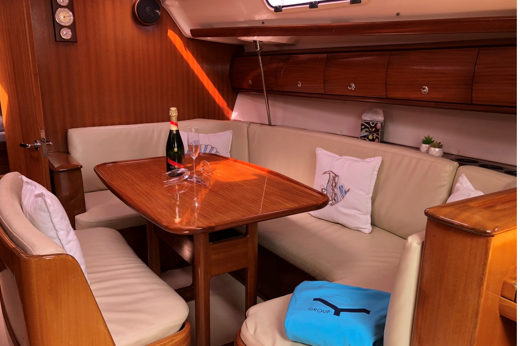 Bavaria 38 — photo 29