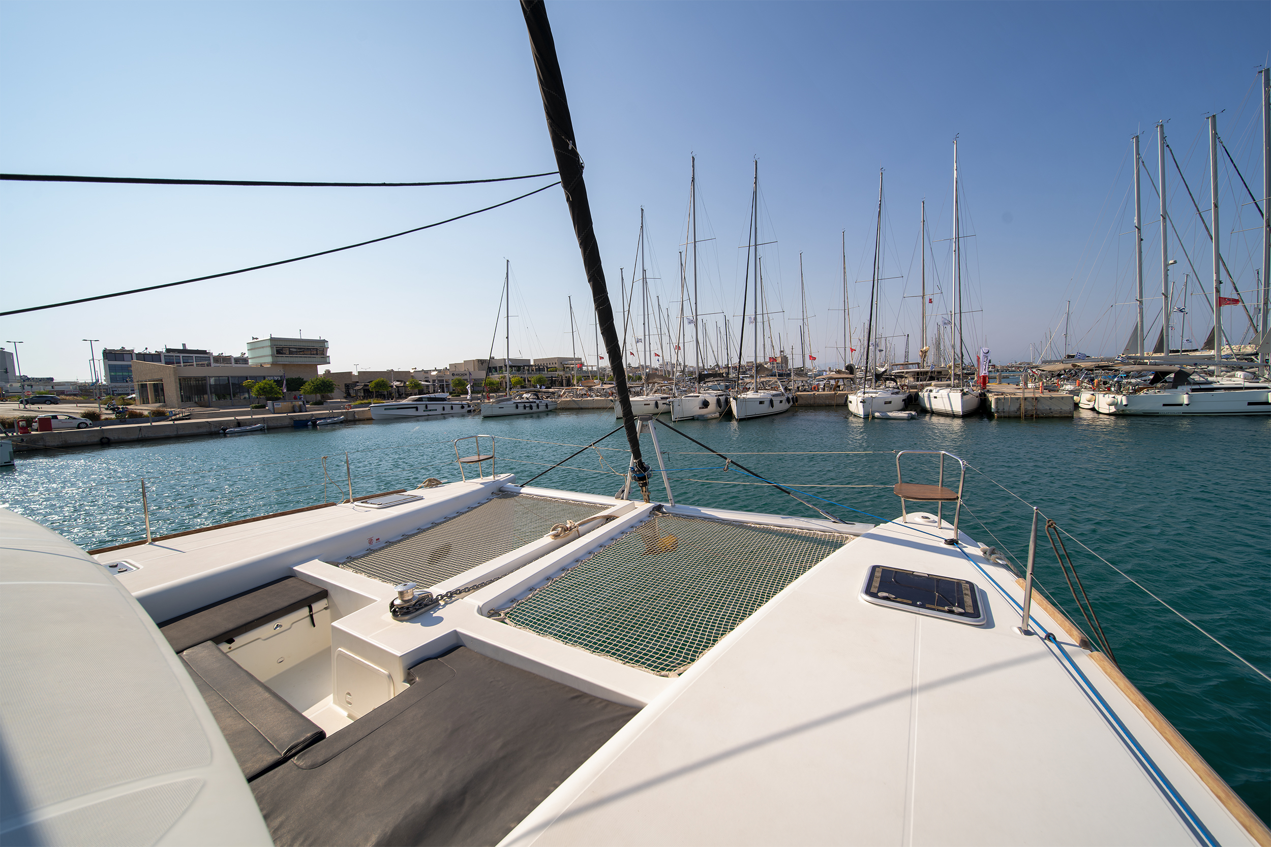 Lagoon 450 Fly & GEN — photo 25
