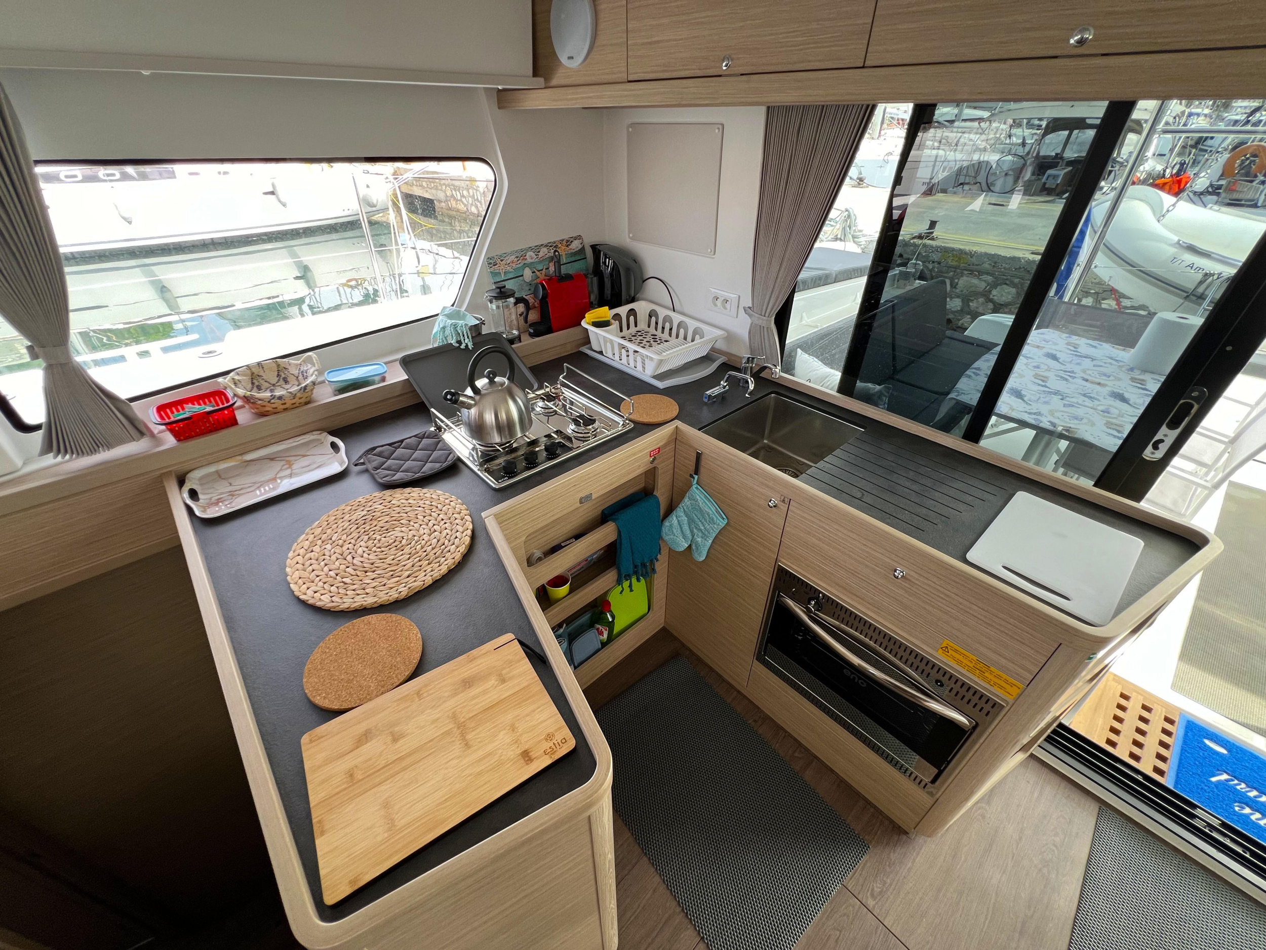 Lagoon 42 — photo 20