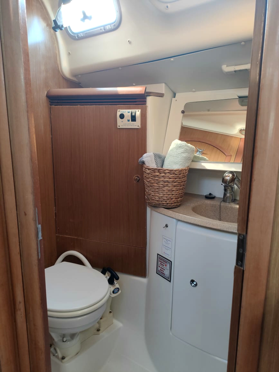 Sun Odyssey 45 — photo 3