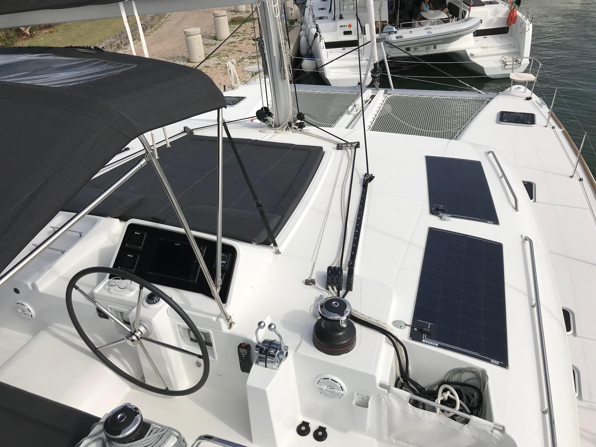 Lagoon 450 — photo 7
