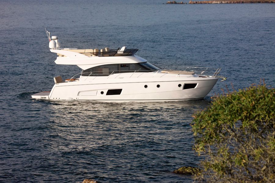 Bavaria Virtess 420 Fly — photo 21