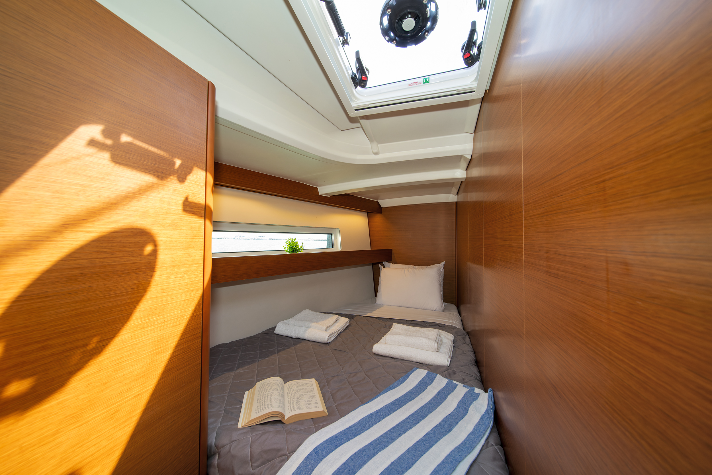 Sun Odyssey 440 — photo 17
