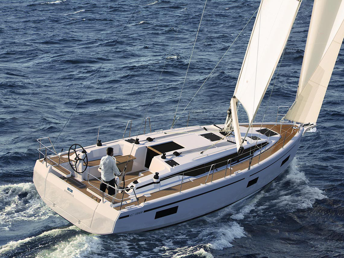 Bavaria C38 — photo 1