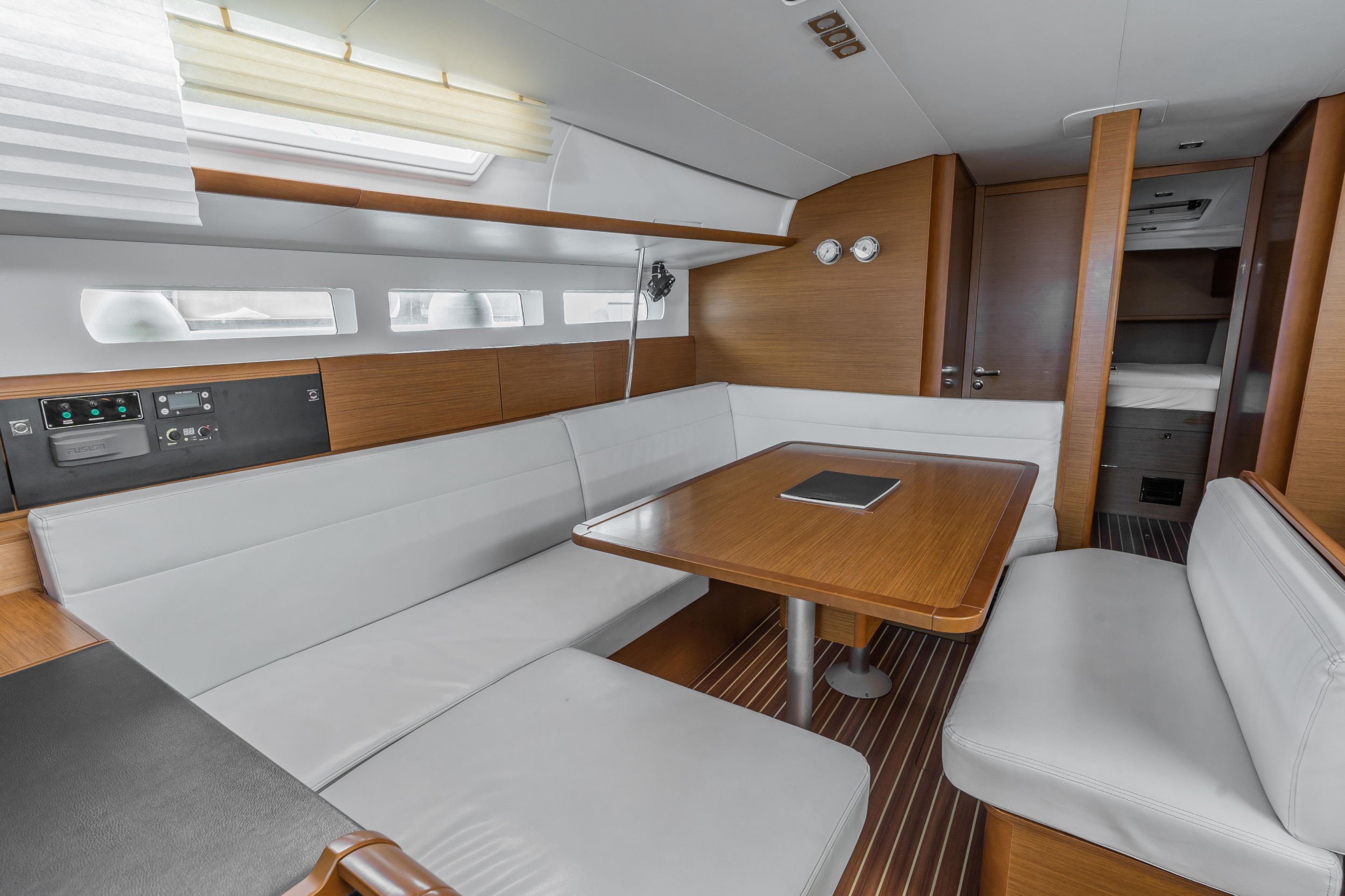 Sun Odyssey 519 - 4 cabs — photo 14