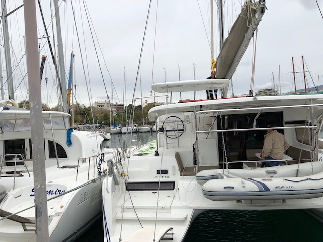 Lagoon 42 — photo 8