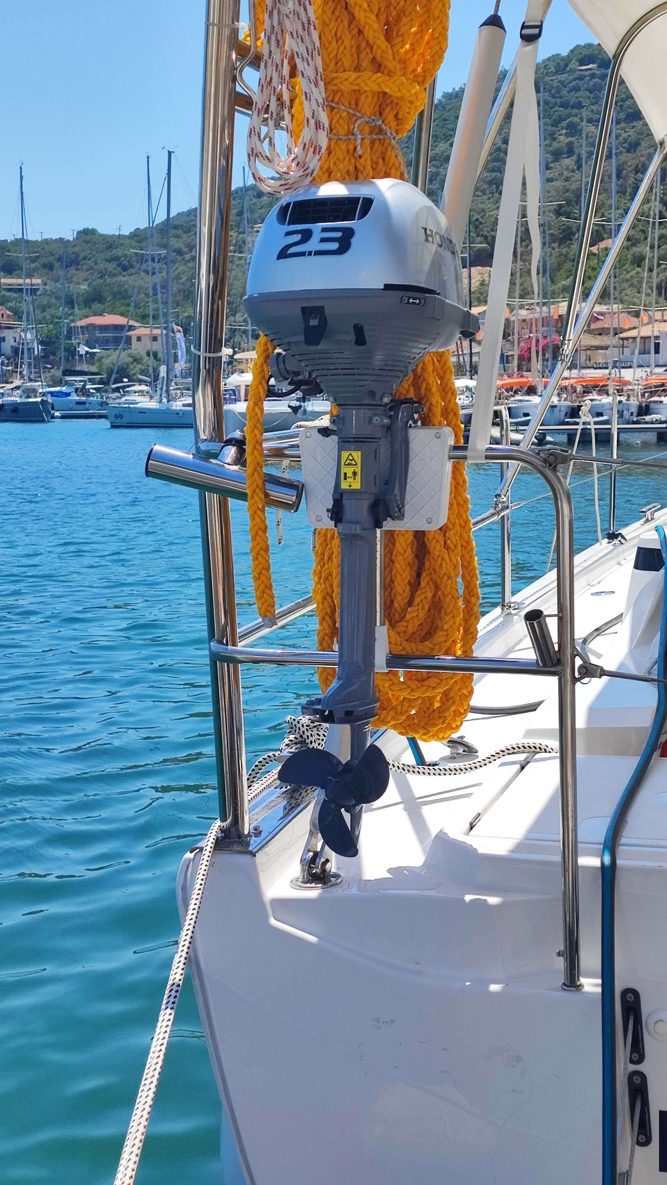 Bavaria C46 — photo 3