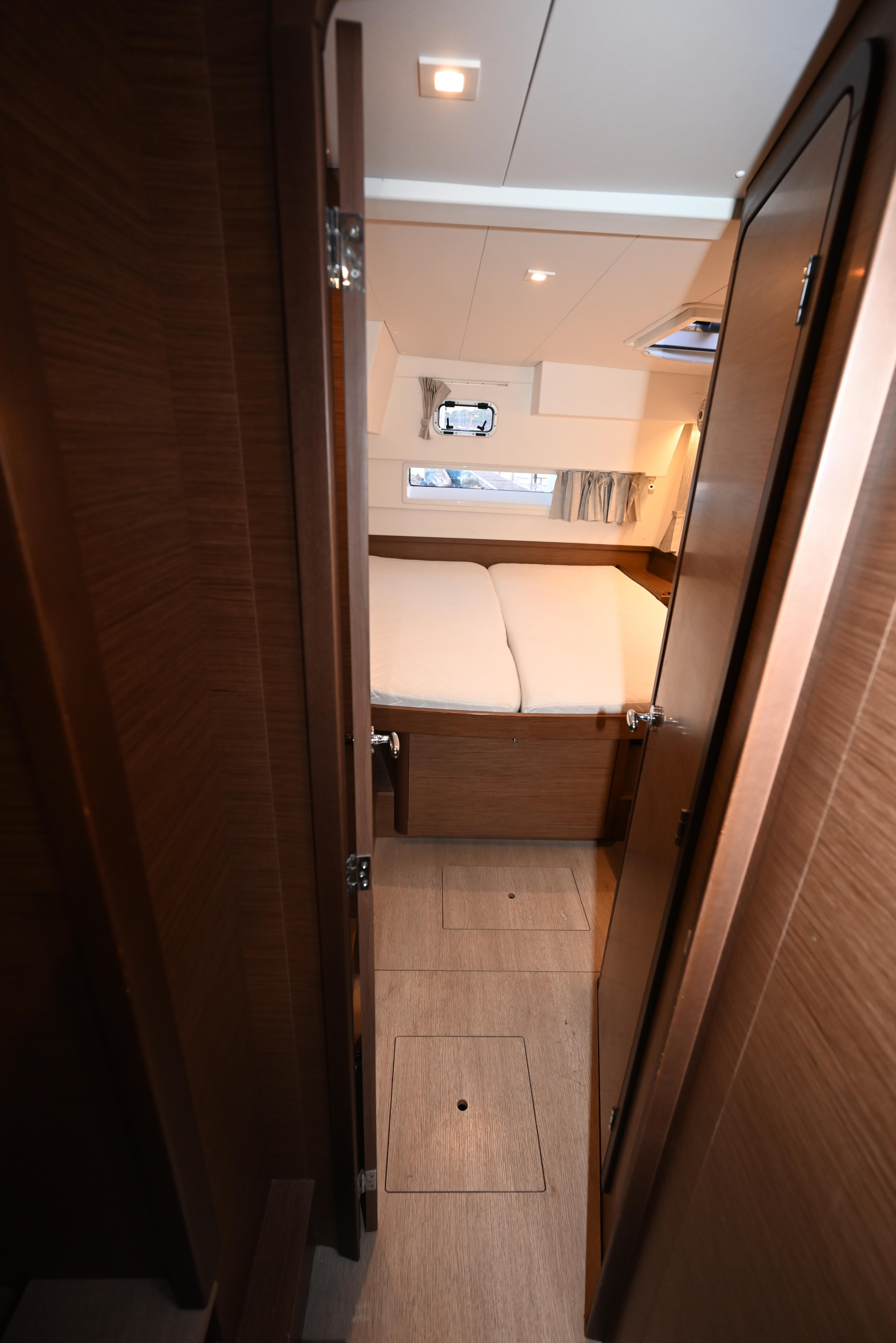 Lagoon 42 — photo 16