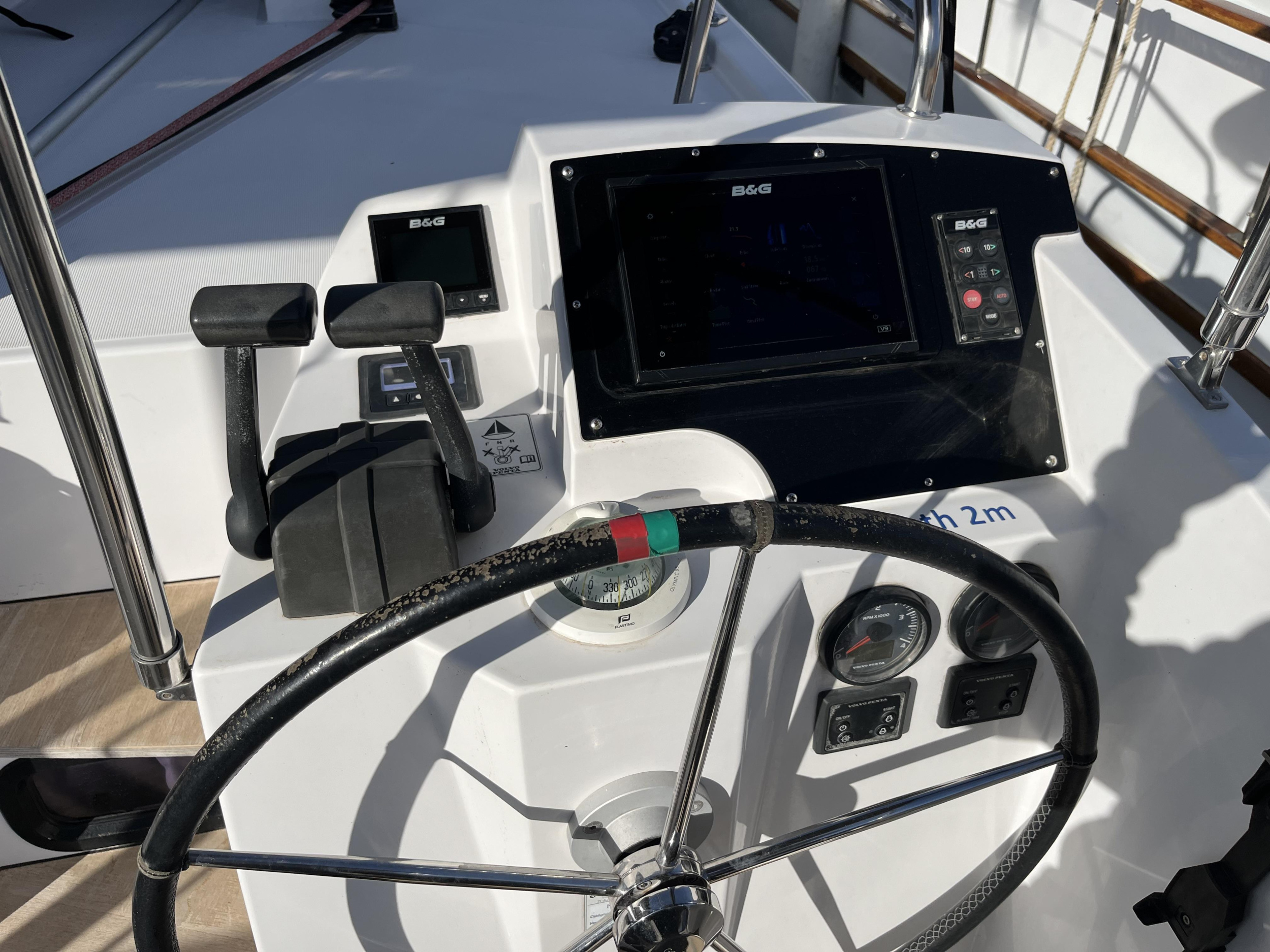 Nautitech 40 Open — photo 2