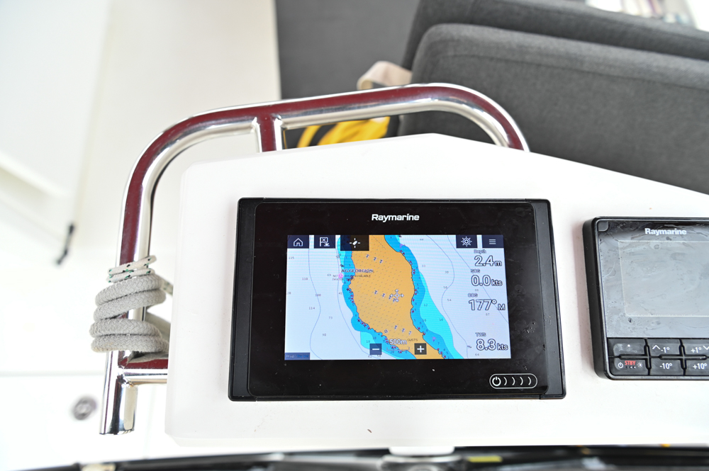 Oceanis 46.1 — photo 30