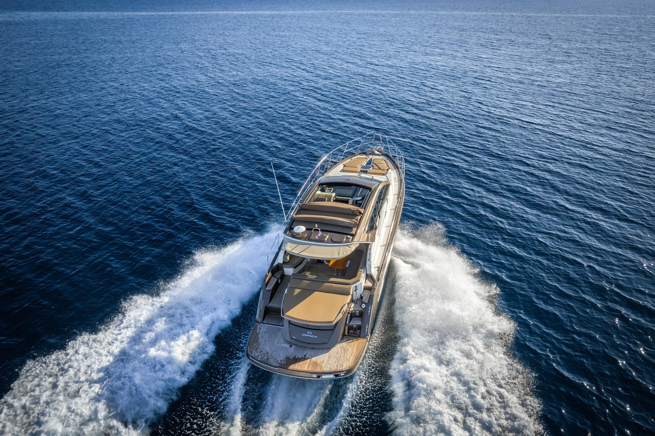 Cranchi M44 HT — photo 24
