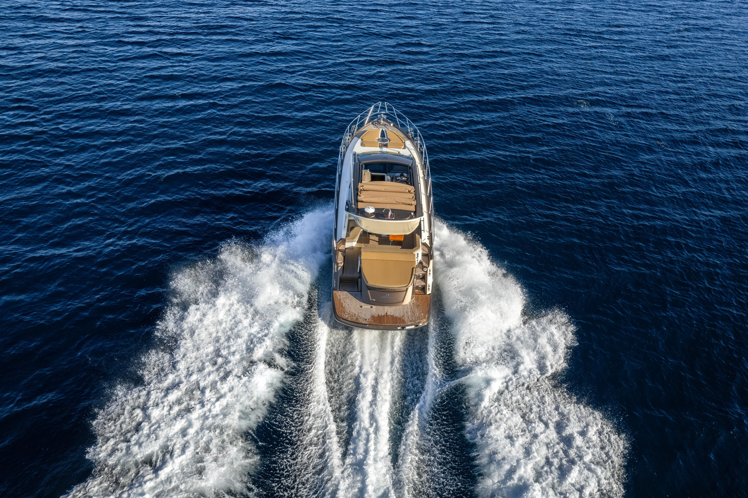Cranchi M44 HT — photo 26