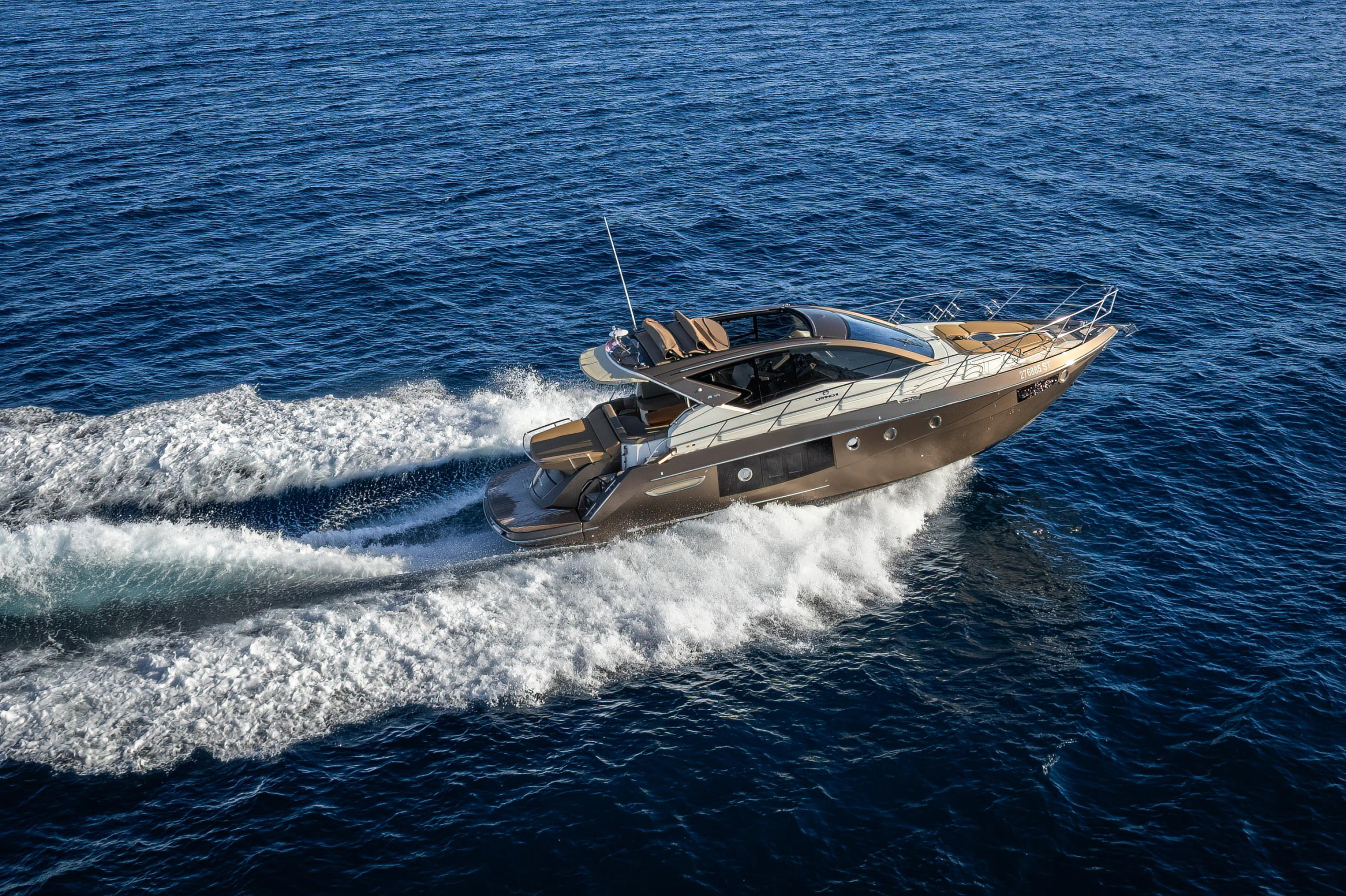 Cranchi M44 HT — photo 9