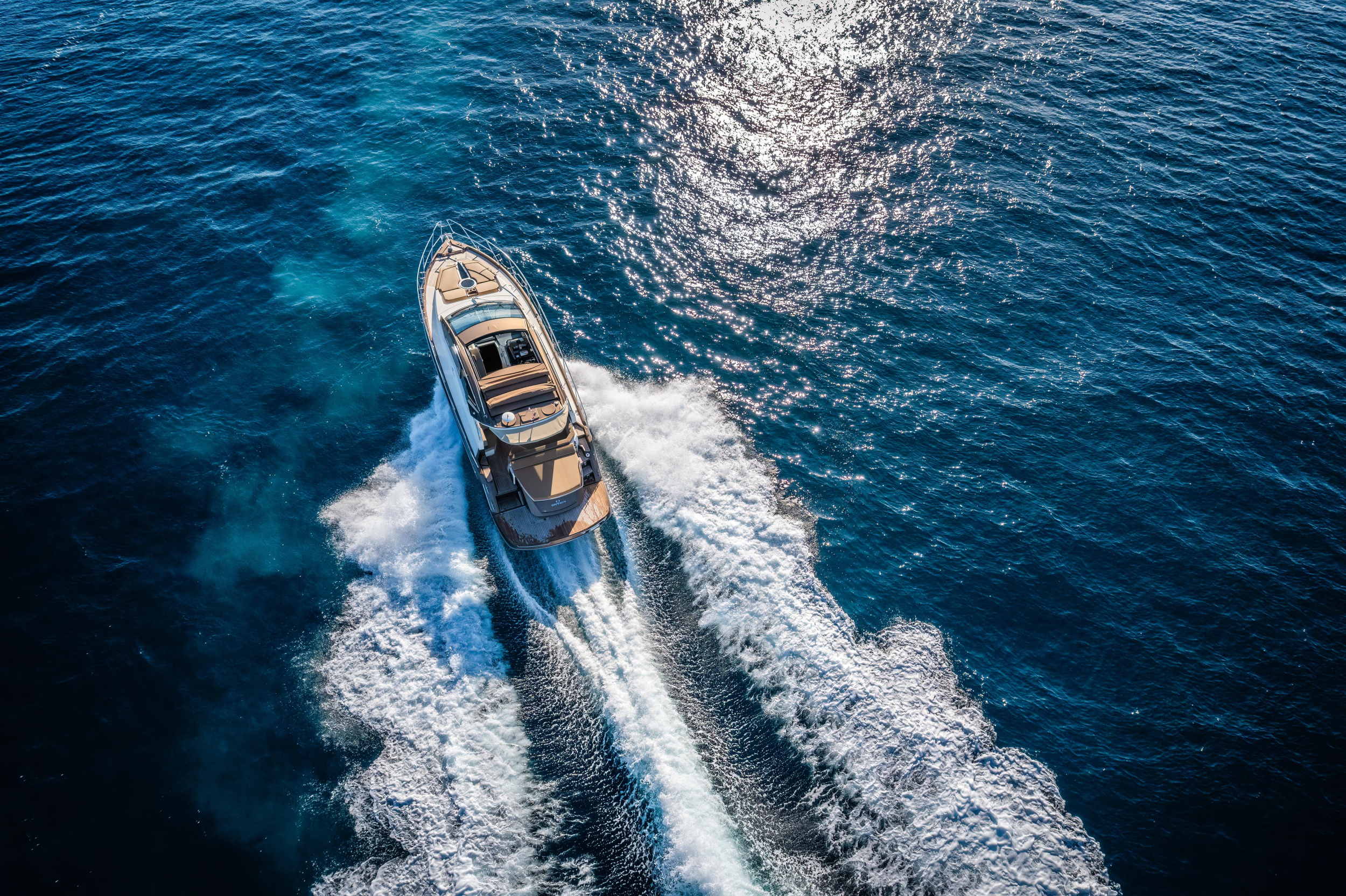 Cranchi M44 HT — photo 15