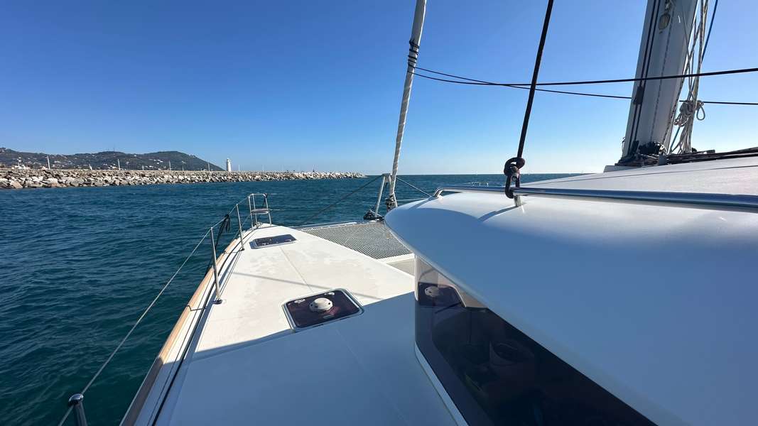 Lagoon 450 Fly — photo 15