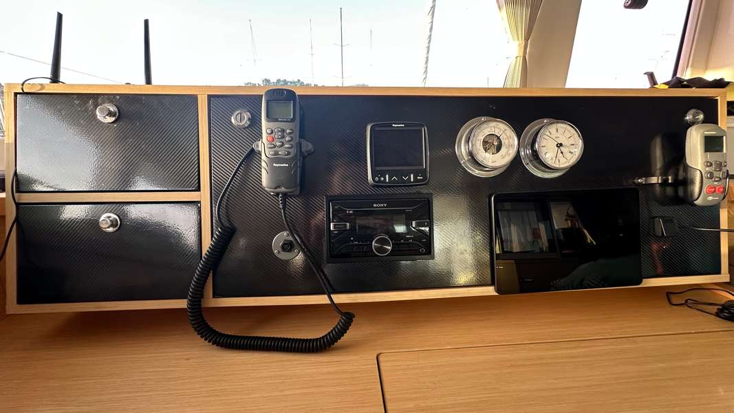 Lagoon 450 Fly — photo 17