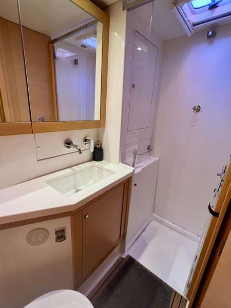 Lagoon 450 Fly — photo 27
