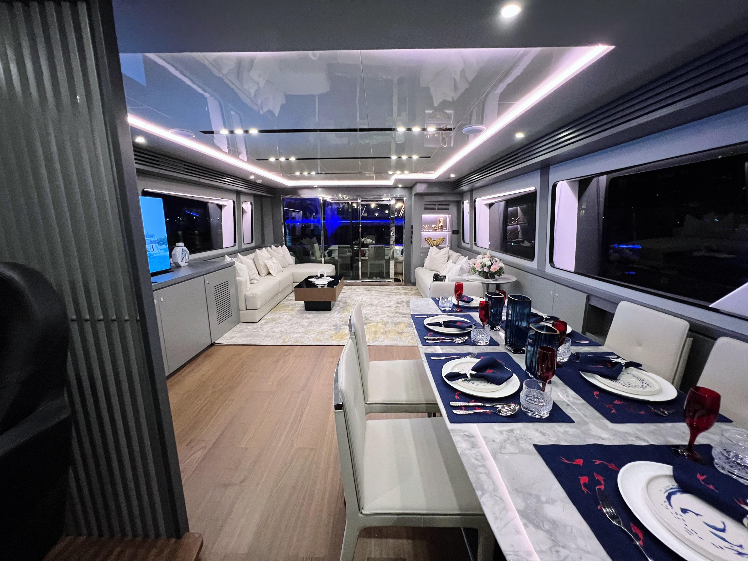Luxury Motor Yacht X32 — photo 11
