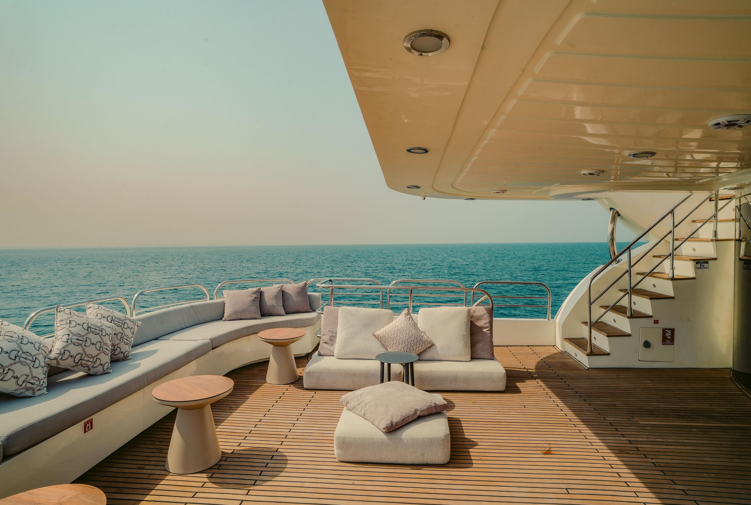 Luxury Motor Yacht S — photo 4