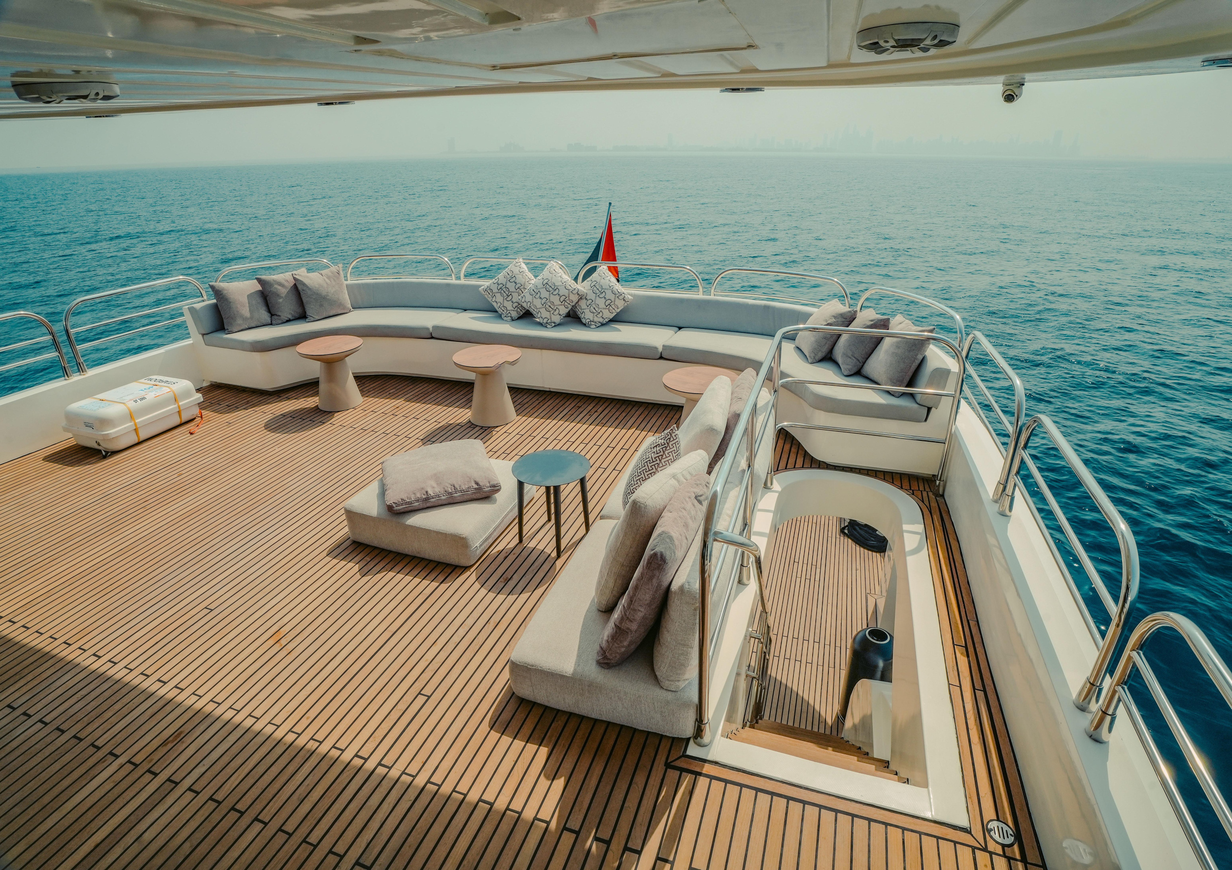 Luxury Motor Yacht S — photo 12