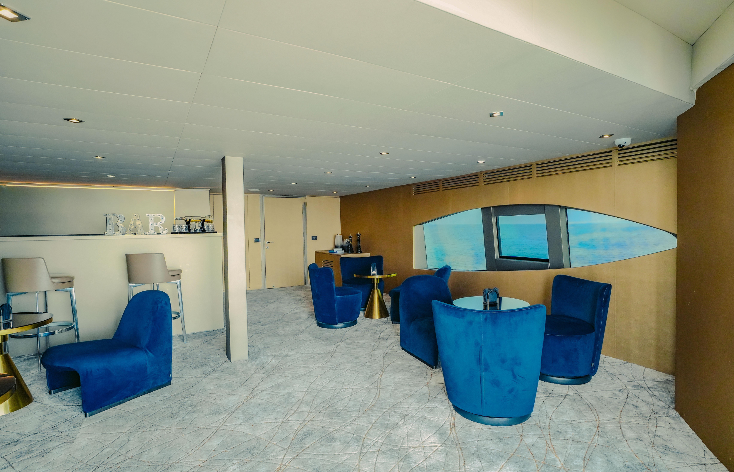 Luxury Motor Yacht S — photo 23