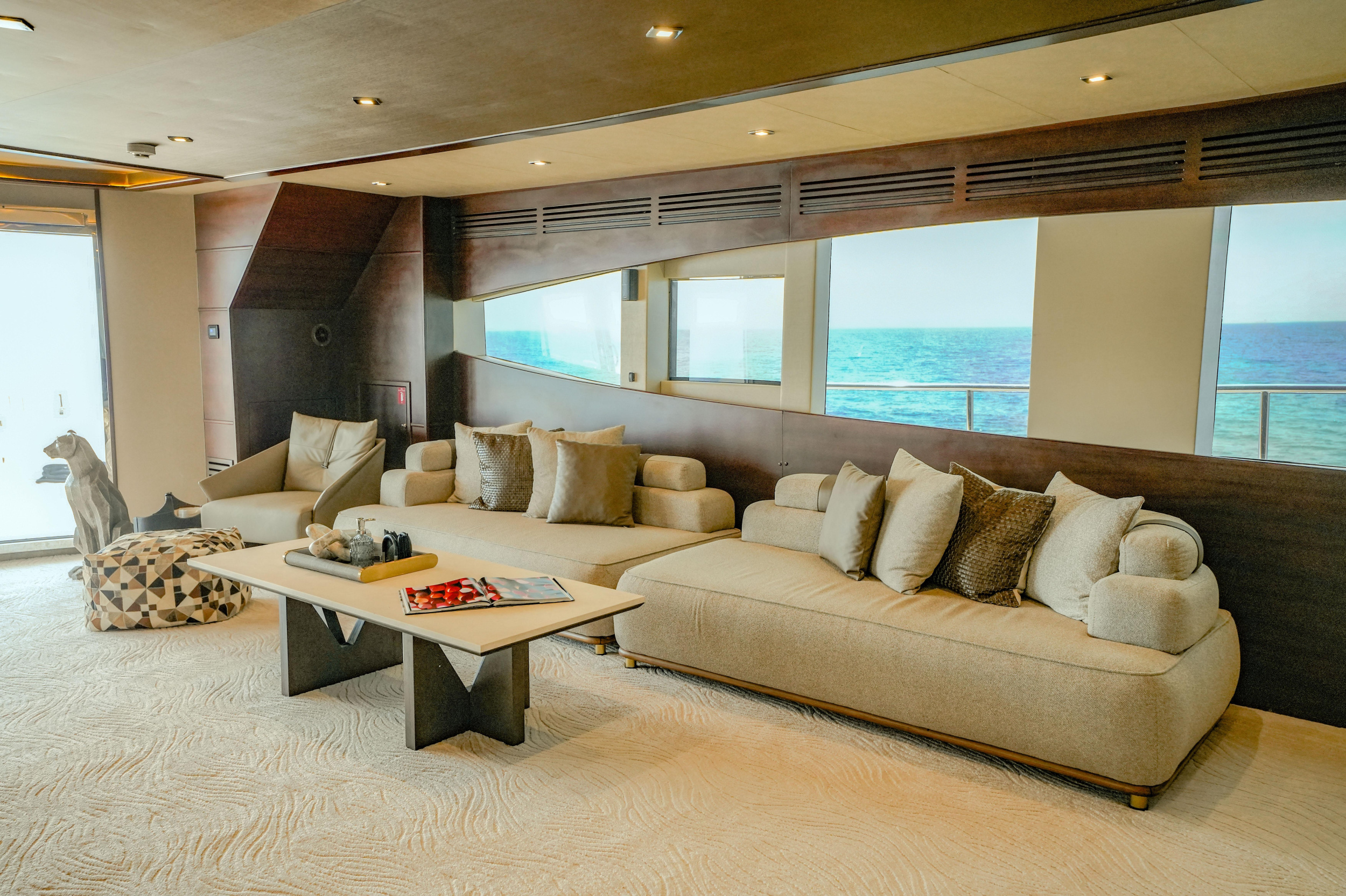 Luxury Motor Yacht S — photo 45