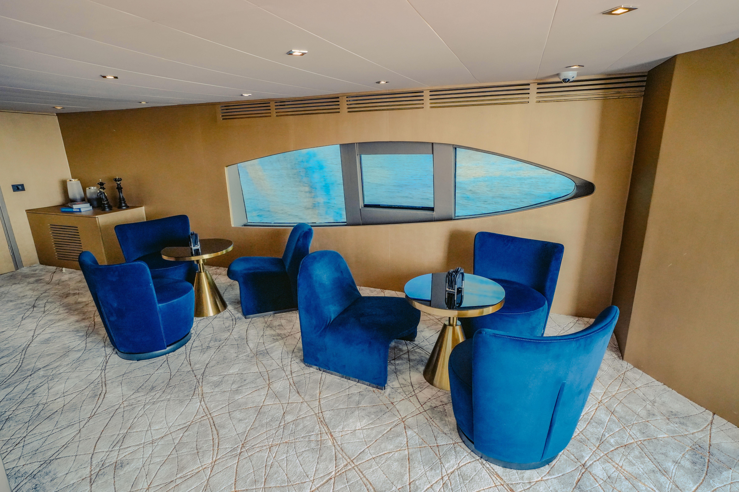 Luxury Motor Yacht S — photo 34