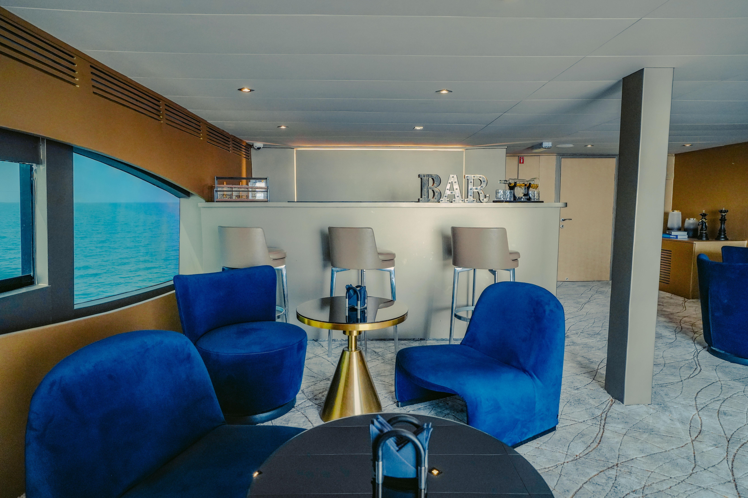 Luxury Motor Yacht S — photo 39