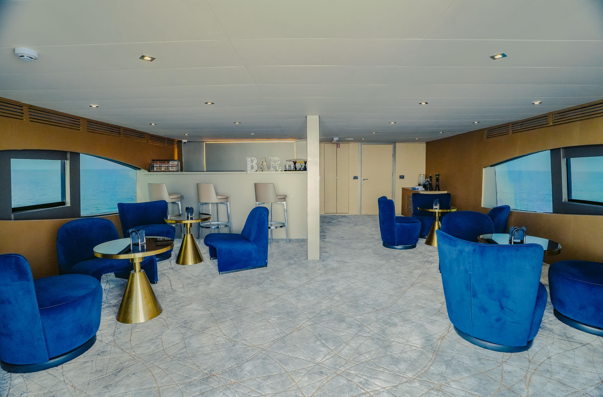Luxury Motor Yacht S — photo 3