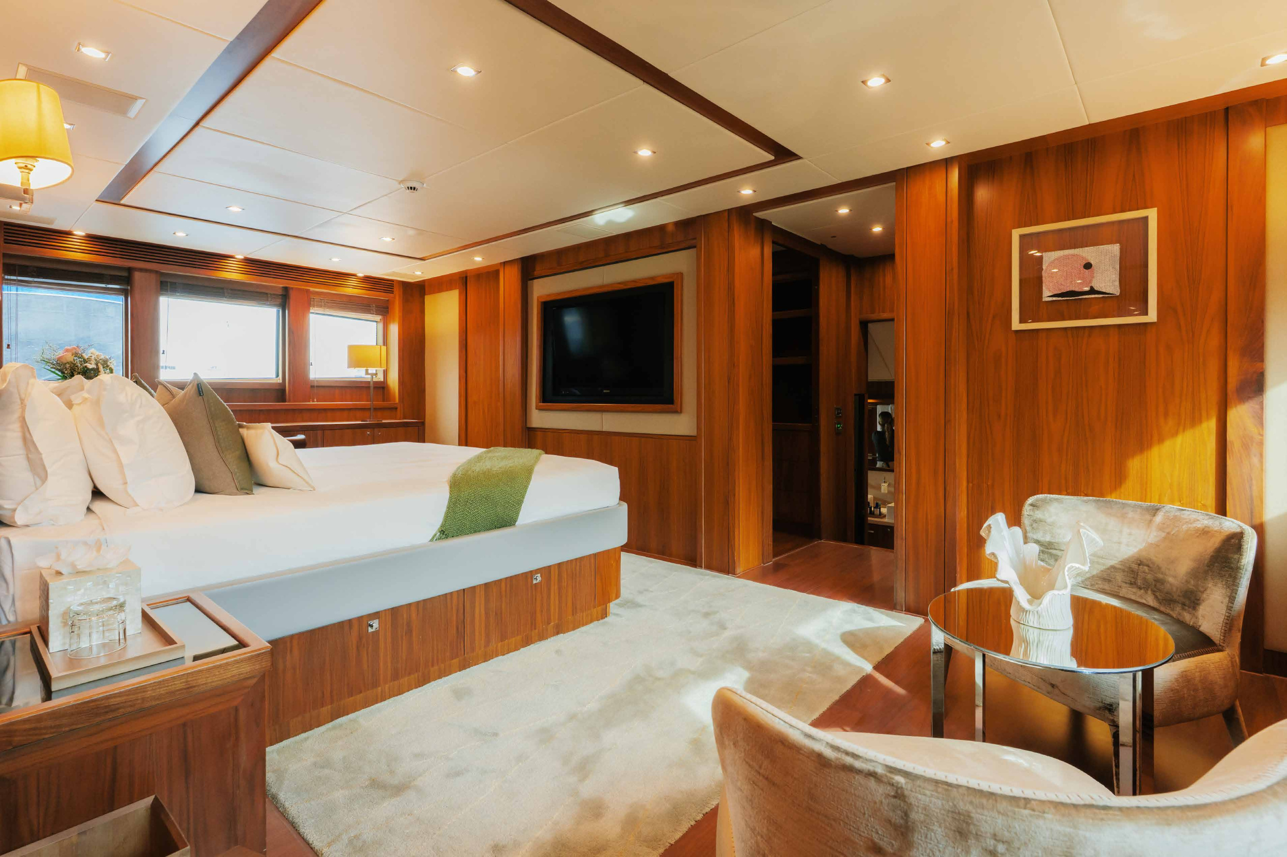 Sunseeker 40 Luxury MY — photo 8