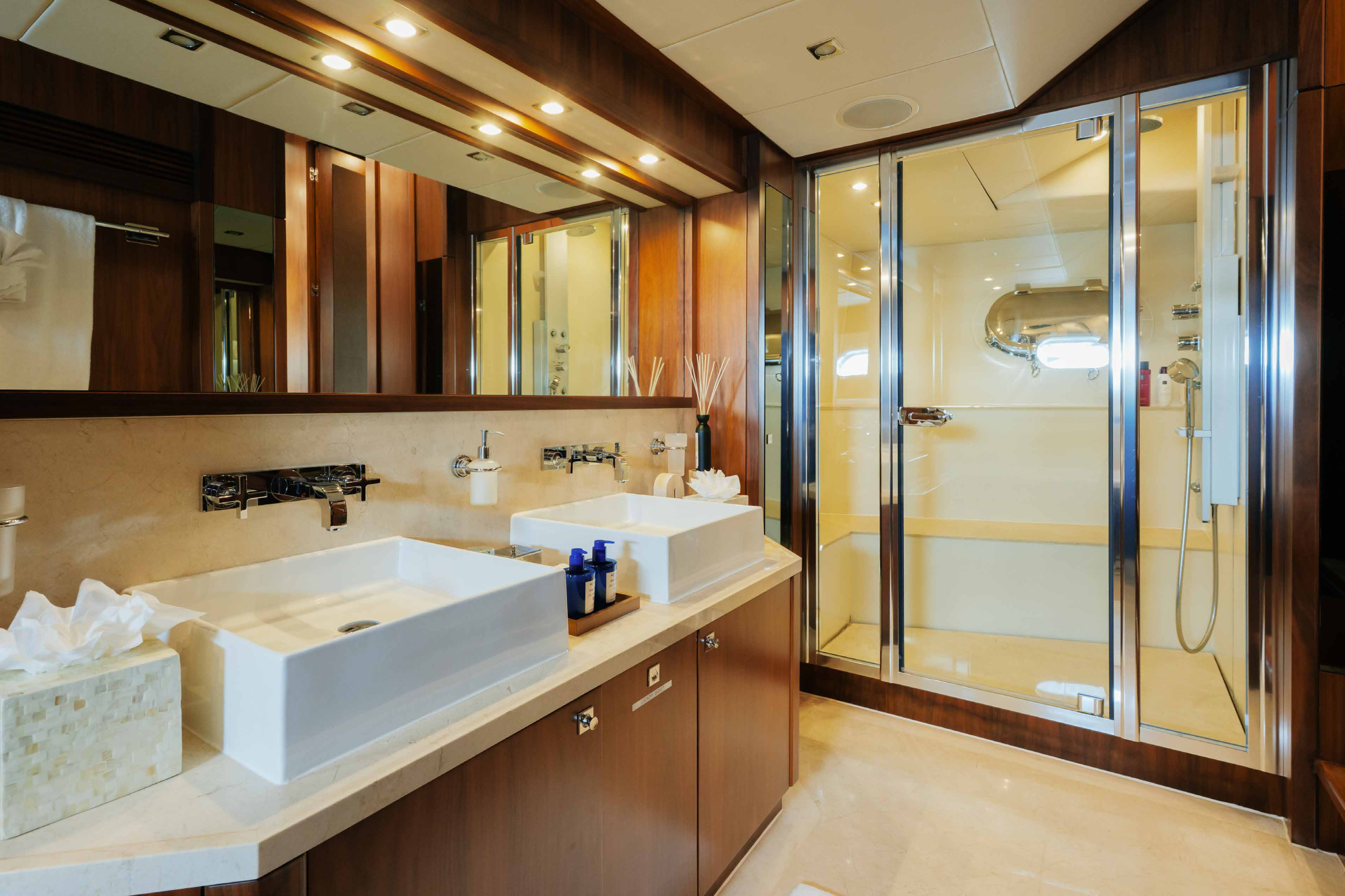 Sunseeker 40 Luxury MY — photo 14