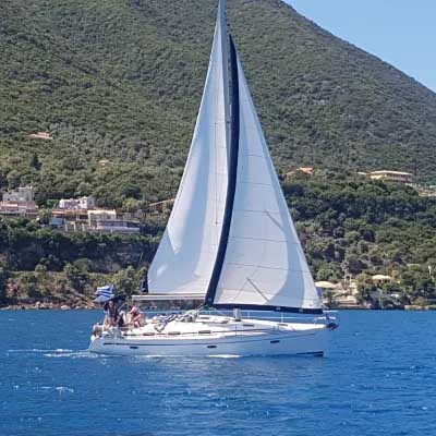 Bavaria 37 — photo 1