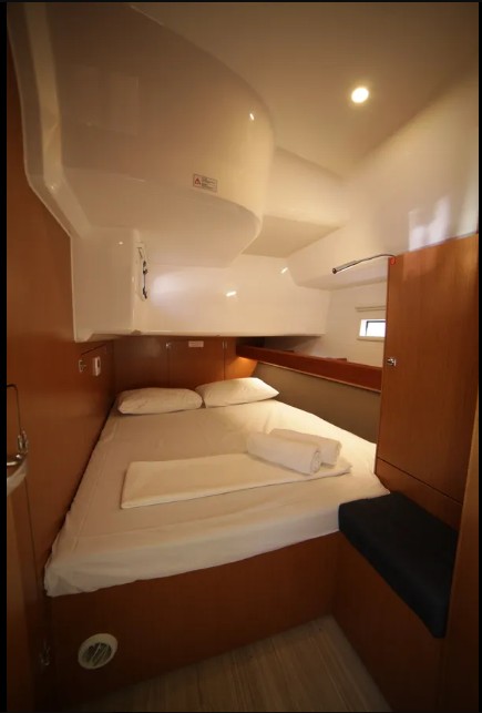 Bavaria 46 Cruiser — photo 6