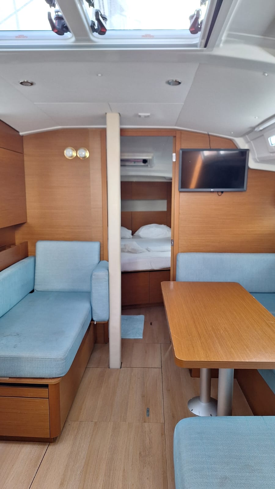 Sun Odyssey 410 — photo 13