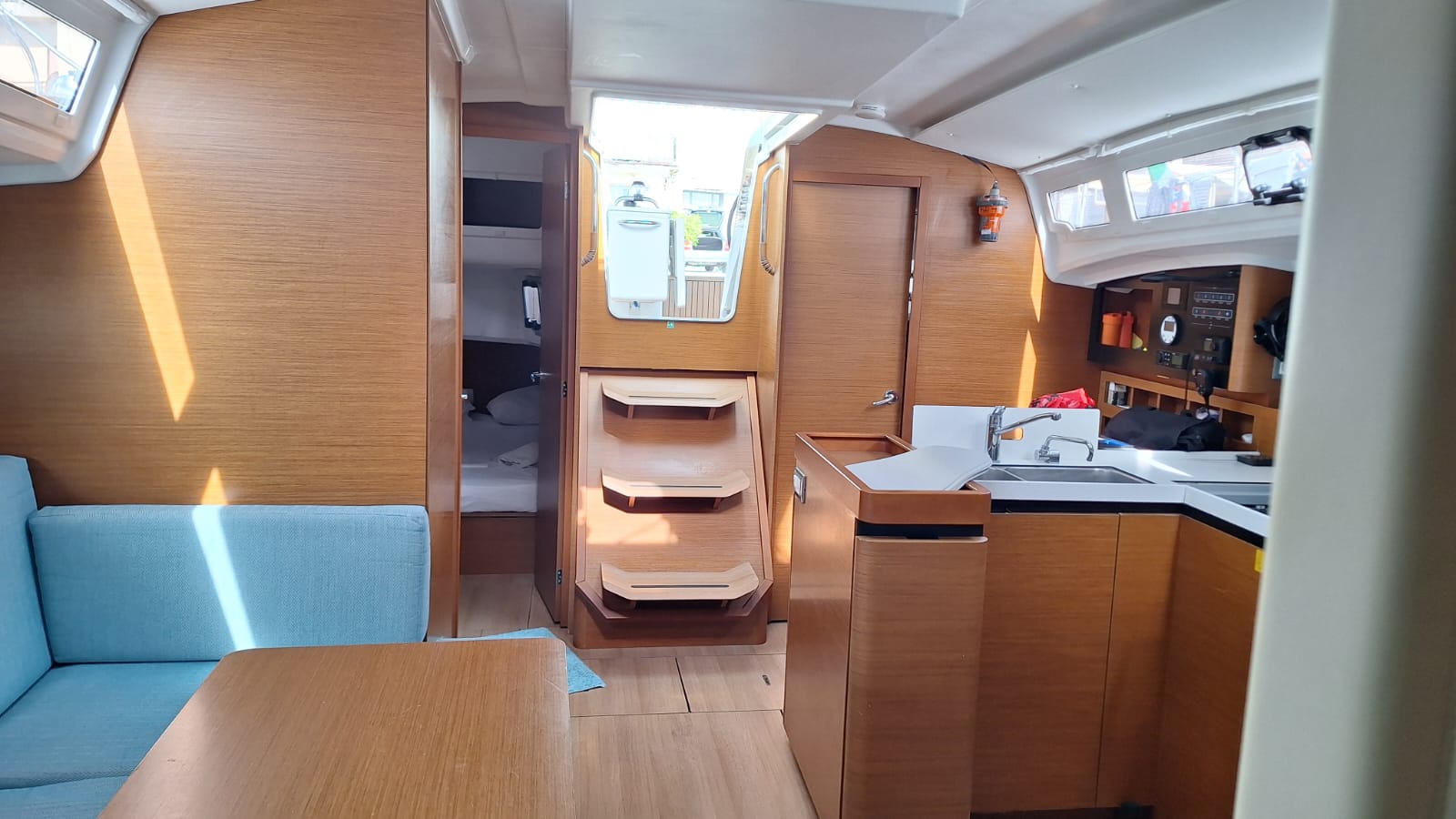 Sun Odyssey 410 — photo 21