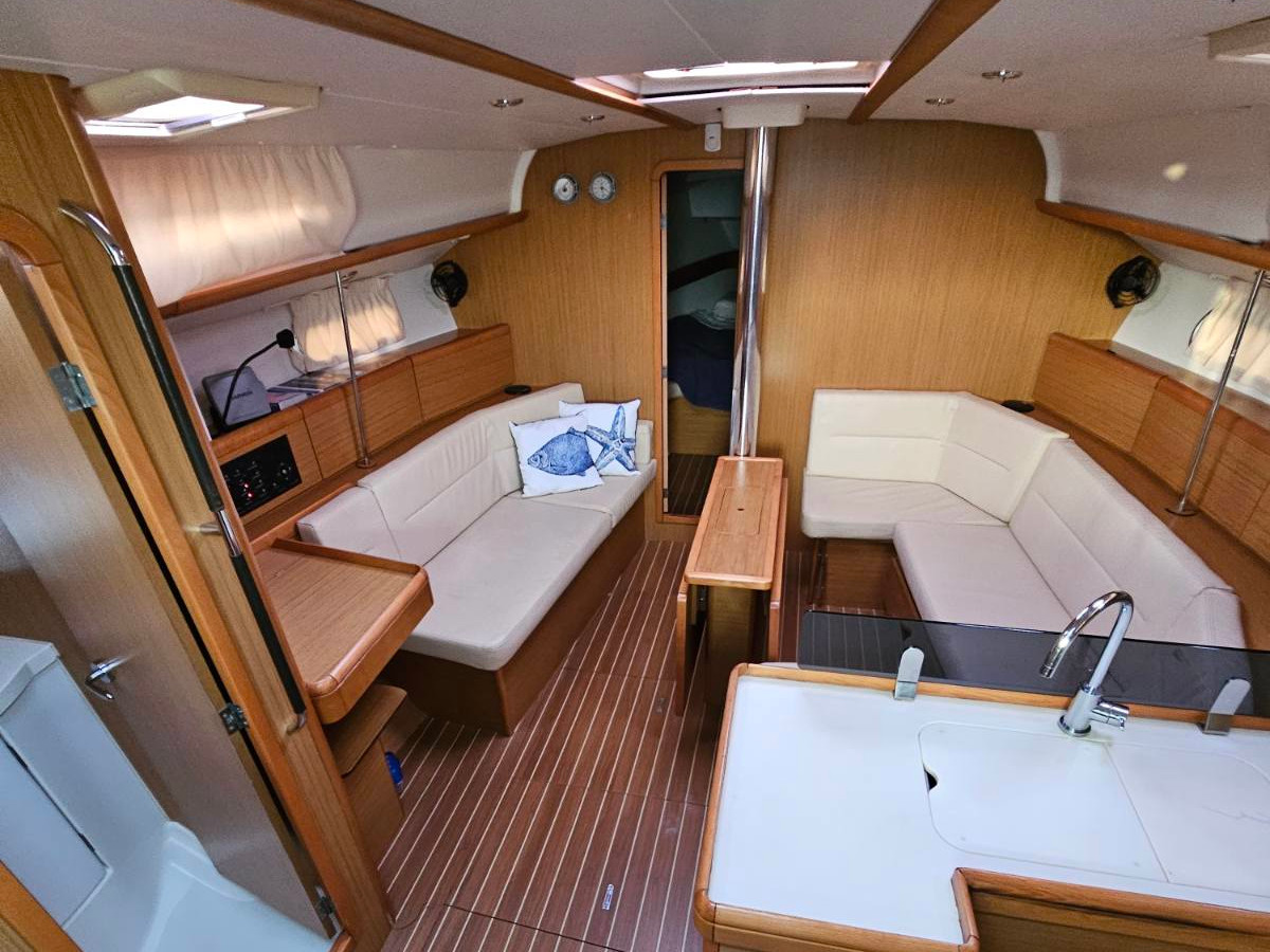 Sun Odyssey 42 i — photo 29